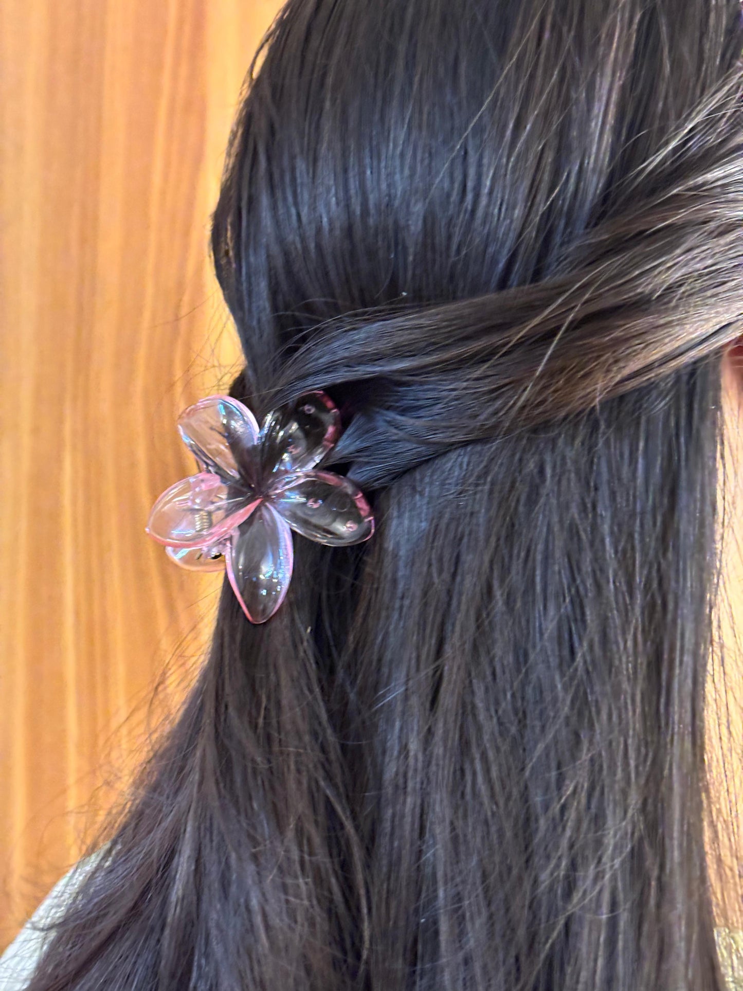 20-Piece Luxury Gift Hamper โ โA Perfect Surprise for Her"